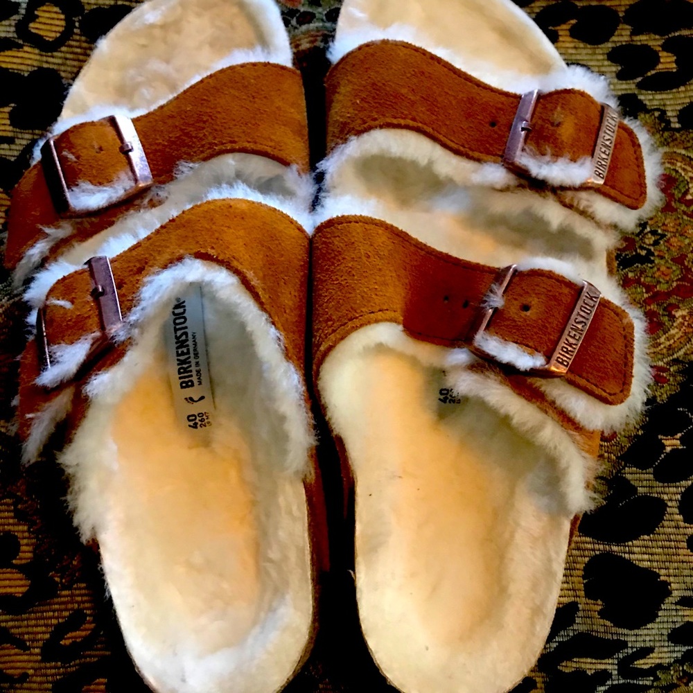 Birkenstock Arizona Fur, Mink Size 9